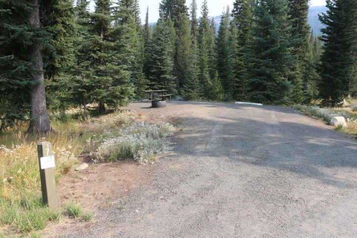A guide to camping Grouse Campground on Goose Lake in Idaho