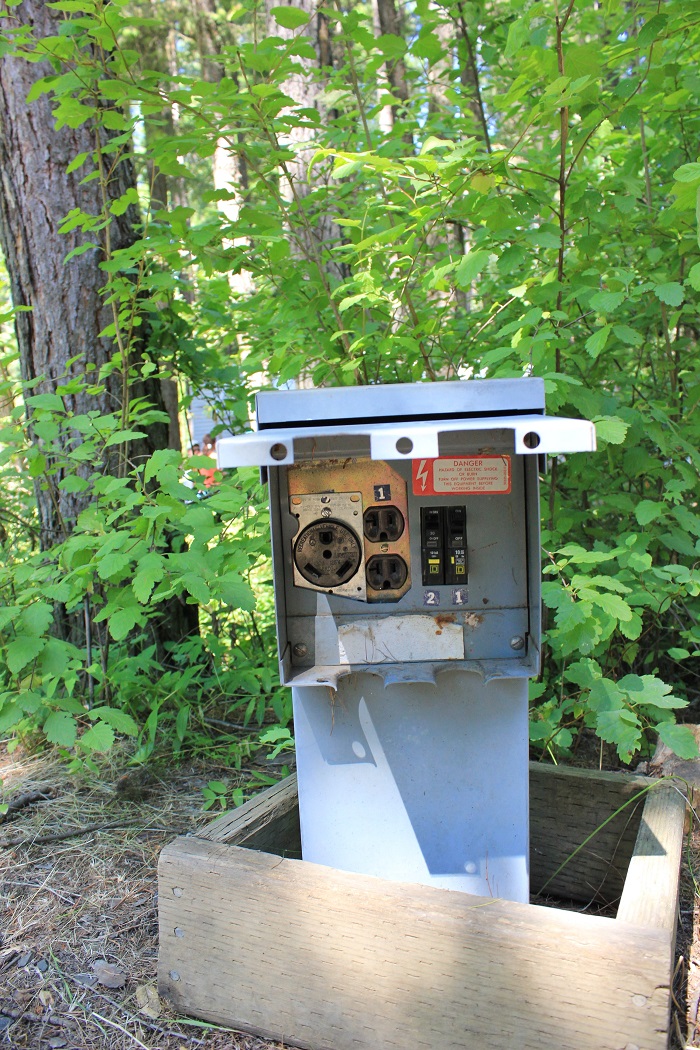 Hawleys Landing Campground Facilities - Showers, water and such