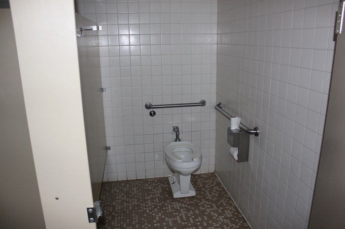 Hawleys Landing Campground Facilities - Showers, water and such