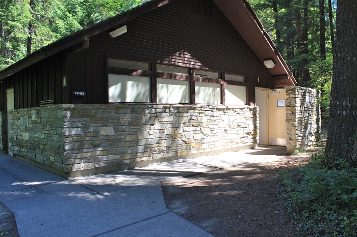 Hawleys Landing Campground Facilities - Showers, water and such