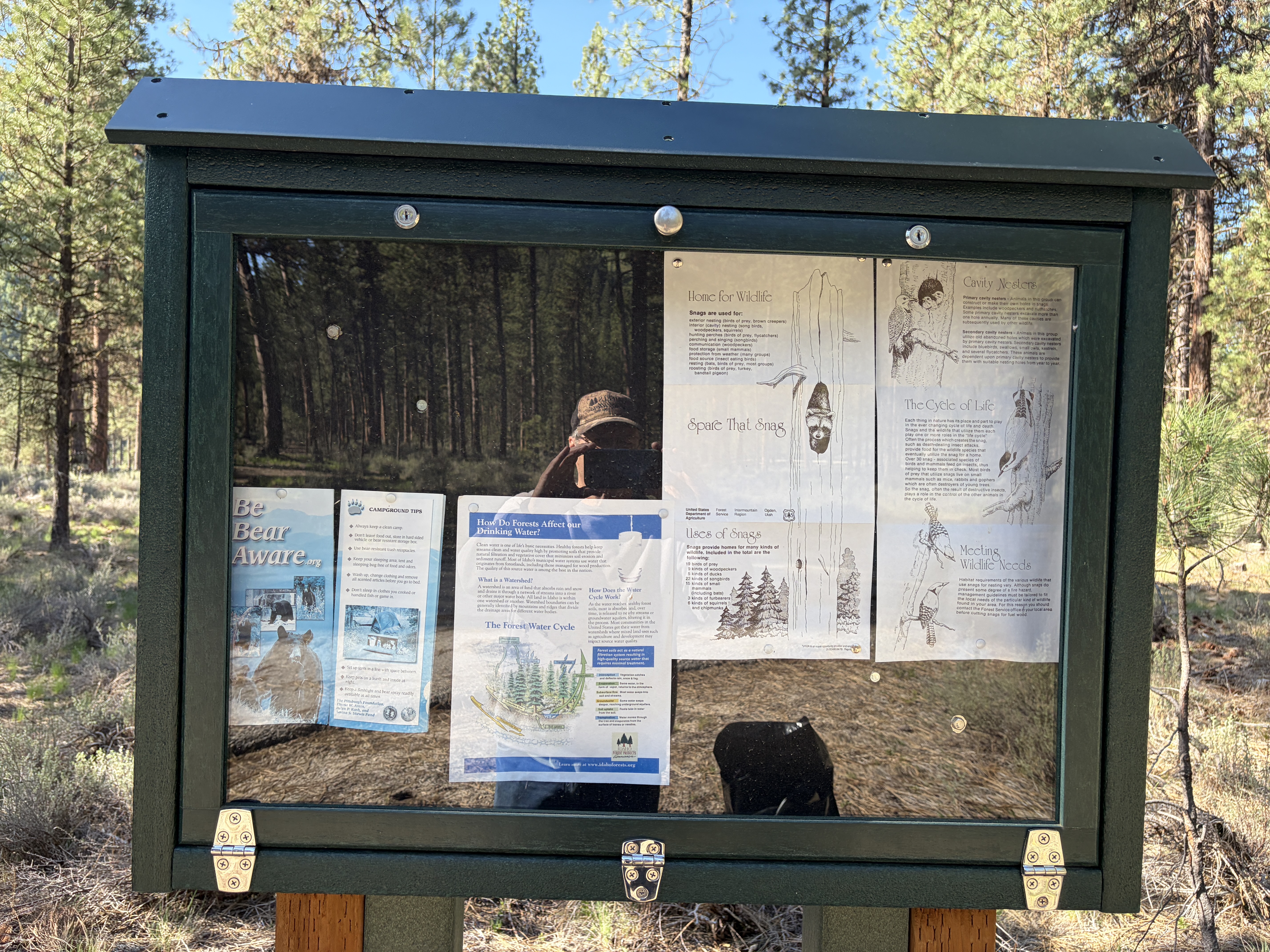 Helende Campground - Signs & Info