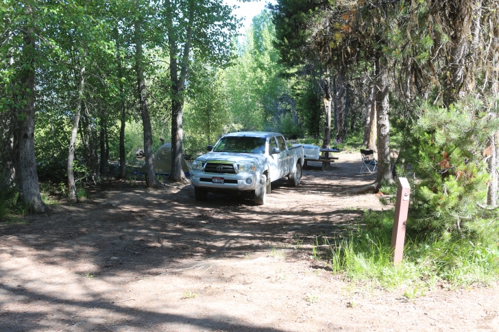Camping at Howers Campground on Deadwood Reservoir in Idaho
