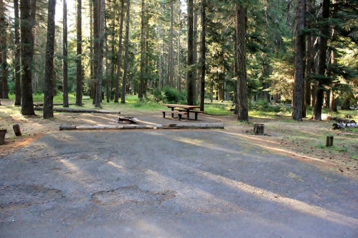Camping in Washingtons Indian Creek Campground.
