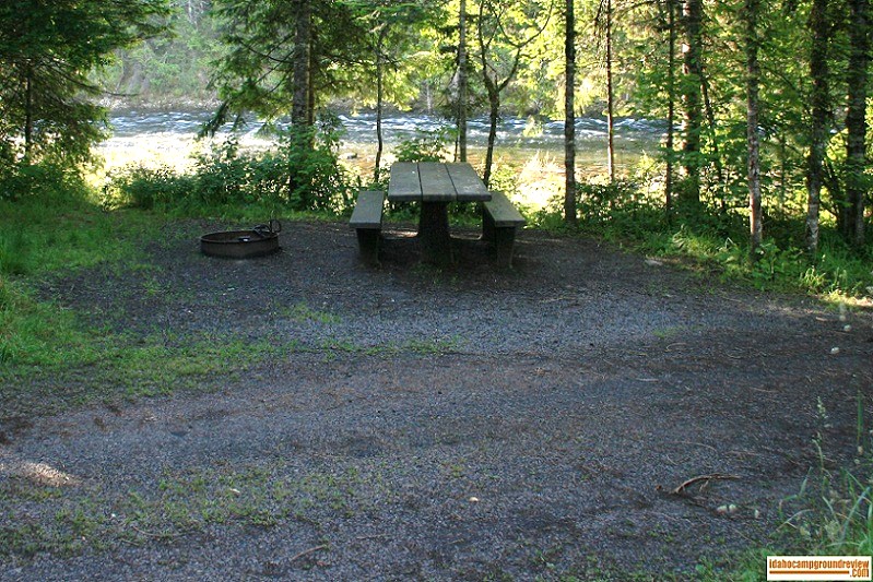 Knife Edge Campground on the Lochsa River