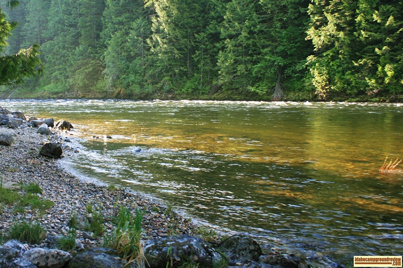 Knife Edge Campground on the Lochsa River