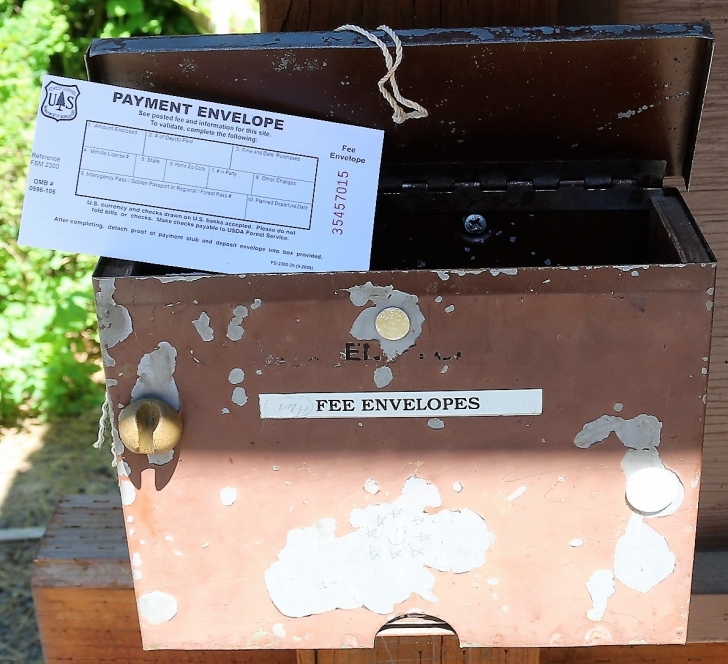 A picture of the fee envelope at Laird Park in northern Idaho.