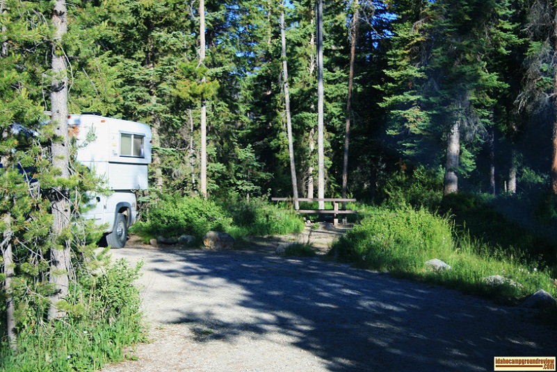 Lakeview Campground on Stanley Lake