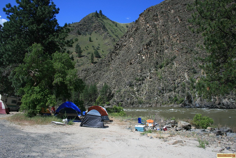Tents set-up at lightning creek.