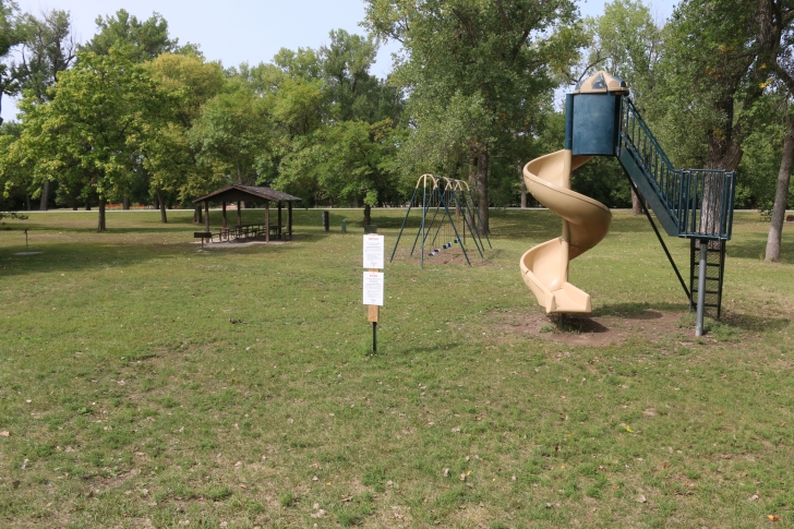 Camping at Louisville State Recreation Area on the Platte River  Nebraska