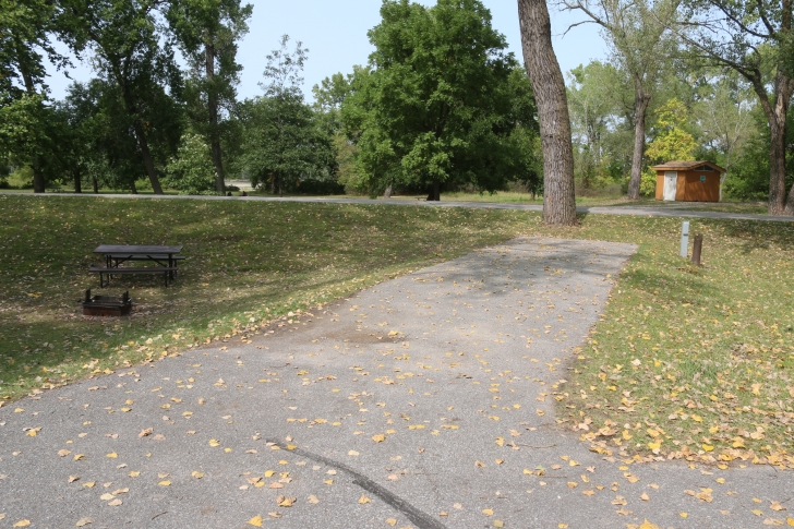 Camping at Louisville State Recreation Area on the Platte River  Nebraska