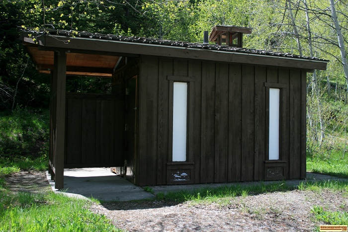 One of two outhouses in Lower Penstemon Campground.