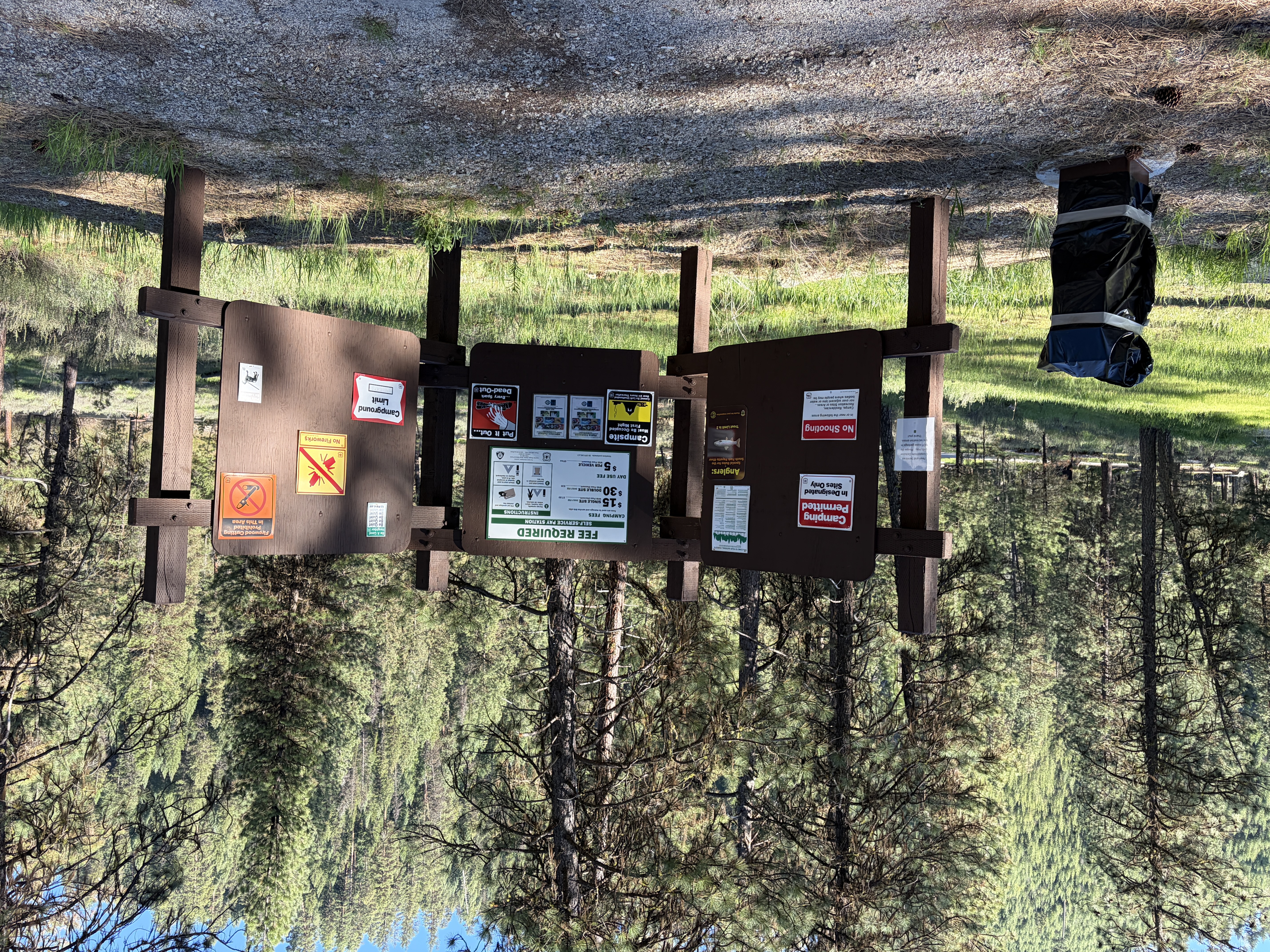 Mountain View Campground - Signs & Info