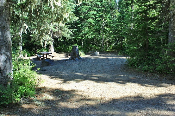 Camping in Washingtons Olallie Lake Campground.