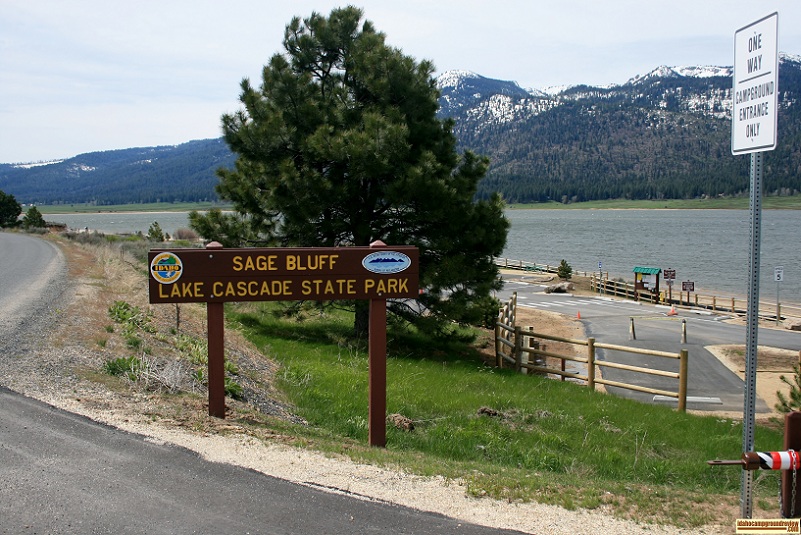 Sage Bluff Campground a camping loop in Lake Cascade State Park.