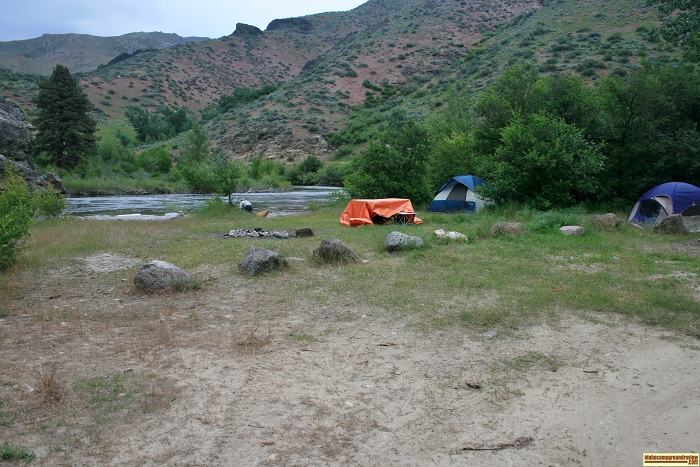 These camping sites are primitive having only a stone fire ring.