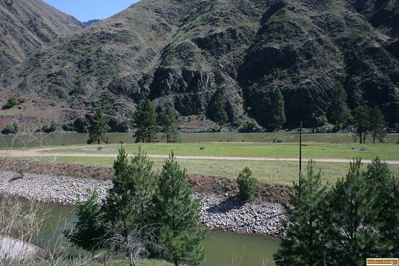 This a nearby bar as an alternative to shorts bar