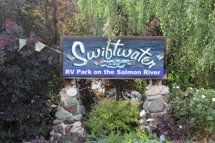 A picture of the sign at the entrance to Swiftwater RV Park on the Salmon River.