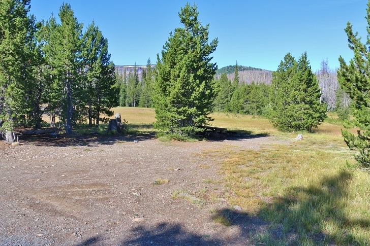 Camping in Oregons Three Creek Meadow Campground.