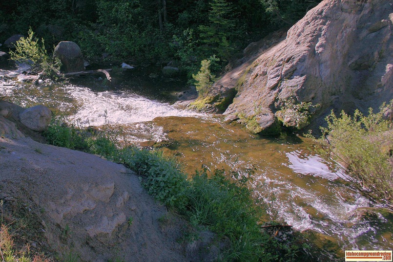 View of the creek leaving Tripod Reservoir