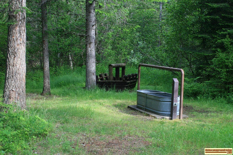 Wilderness Gateway Campground on the Lochsa River