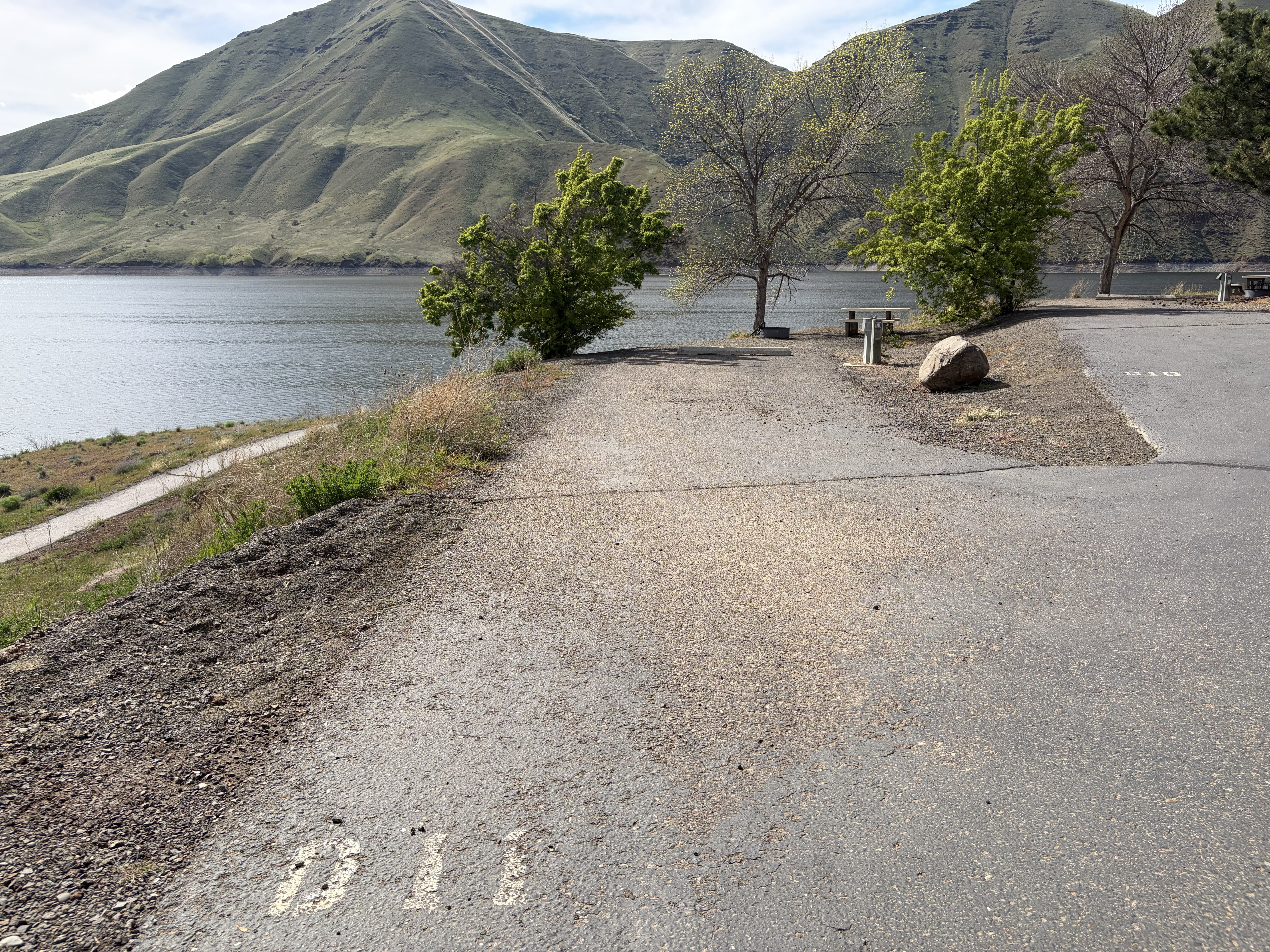 Woodhead Park Campsites