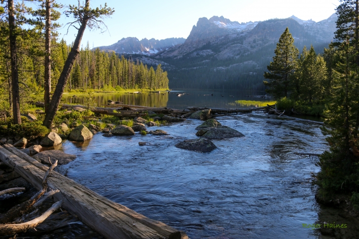 A picture of Hell Roaring Lake in the Sawtooth Mountains near sunset.