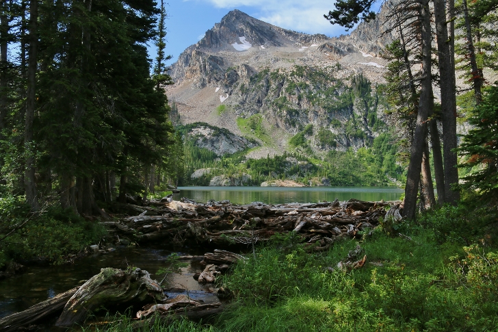 Alpine Lake hike in the Sawtooths. Stanley, Idaho : r/CampingandHiking