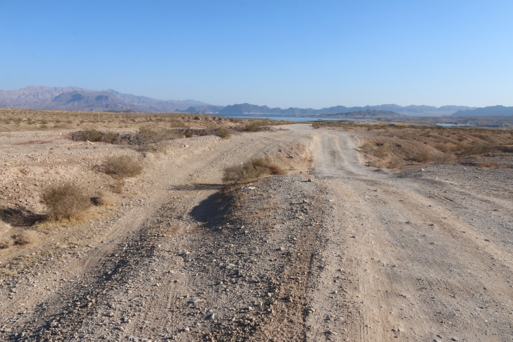 Free camping on Eight Mile Road at Lake Meade in Nevada