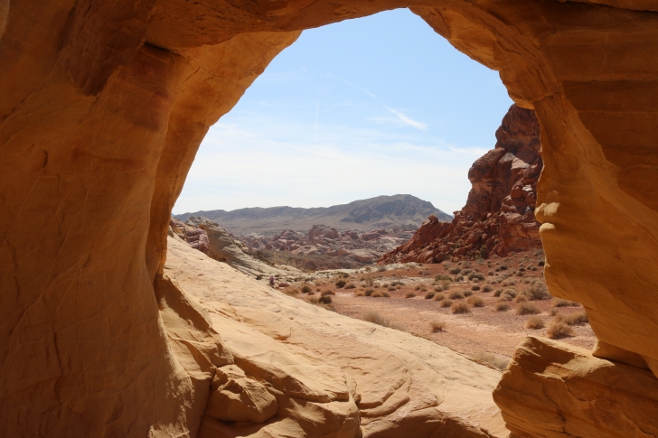 A guide to Valley of Fire State Park in Nevada.