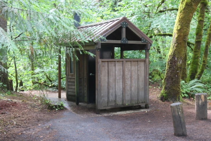 Hiking to Toketee Falls on Oregon's North Umpqua River.